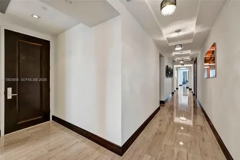 17749 Collins Sunny Isles Beach FL 33160
