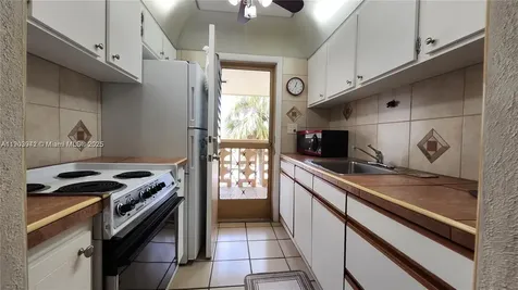 16901 NE 13th Avenue Miami FL 33162