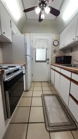 16901 NE 13th Avenue Miami FL 33162
