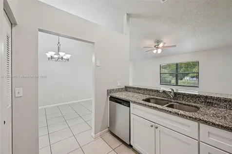 285 SE Volkerts Terrace Port St. Lucie FL 34983