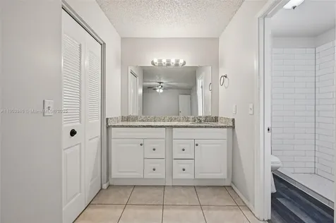 285 SE Volkerts Terrace Port St. Lucie FL 34983
