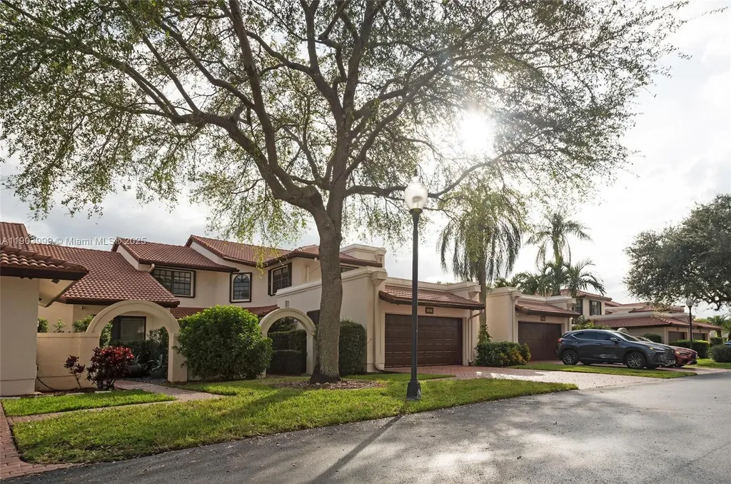 9318 NW 50th Doral Circle Doral FL 33178