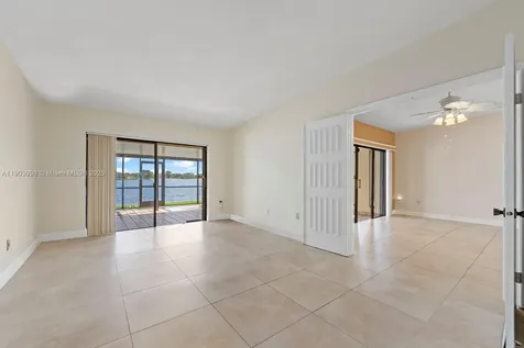 19233 NW 64th Court Hialeah FL 33015