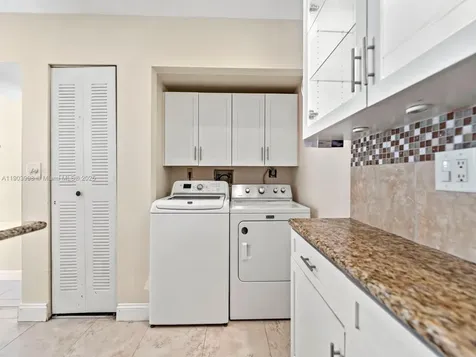 19233 NW 64th Court Hialeah FL 33015