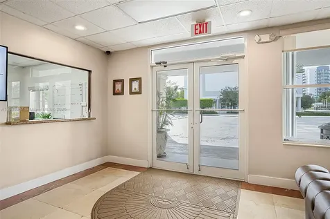 291 NW 37th Avenue Miami FL 33125