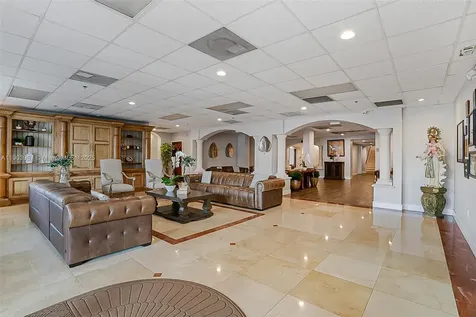 291 NW 37th Avenue Miami FL 33125