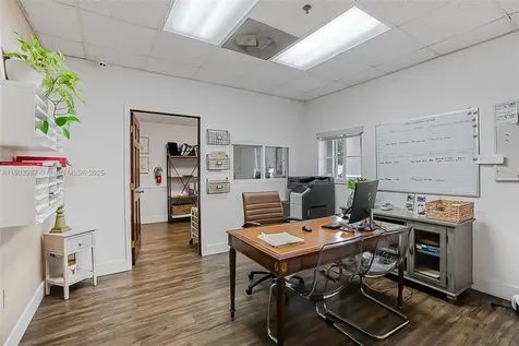 291 NW 37th Avenue Miami FL 33125
