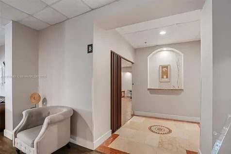 291 NW 37th Avenue Miami FL 33125
