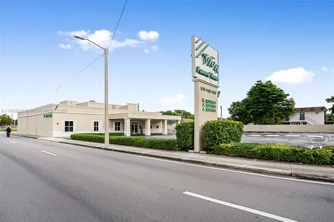 291 NW 37th Avenue Miami FL 33125