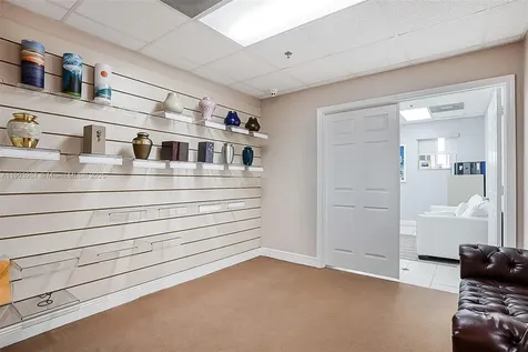291 NW 37th Avenue Miami FL 33125