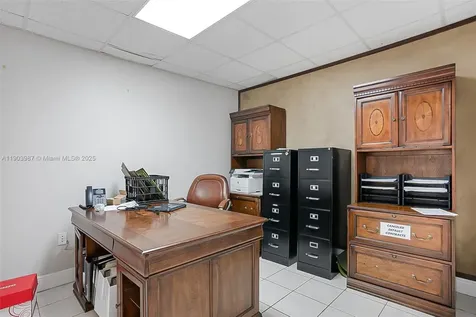 291 NW 37th Avenue Miami FL 33125
