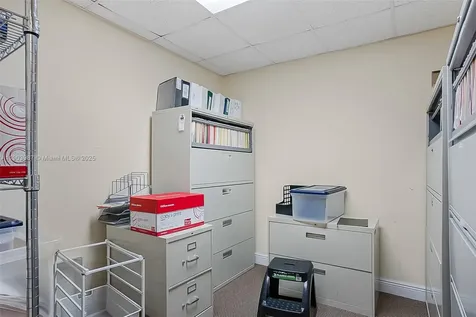 291 NW 37th Avenue Miami FL 33125