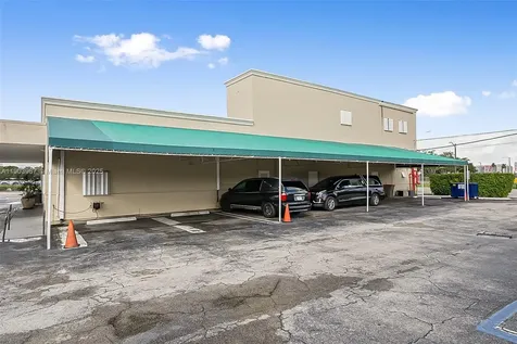 291 NW 37th Avenue Miami FL 33125