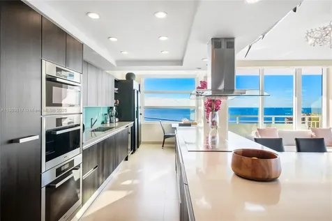 400 S Pointe Drive Miami Beach FL 33139
