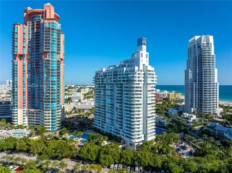 400 S Pointe Drive Miami Beach FL 33139