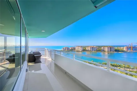 400 S Pointe Drive Miami Beach FL 33139