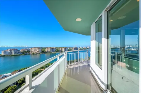 400 S Pointe Drive Miami Beach FL 33139
