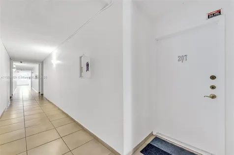 3661 SW 9th Terrace Miami FL 33135