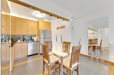 3661 SW 9th Terrace Miami FL 33135