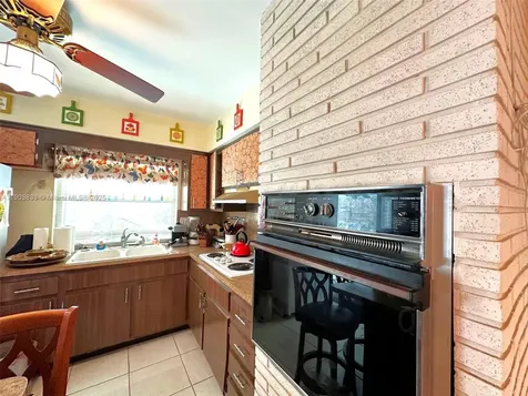2431 Sabal Palm Drive Miramar FL 33023