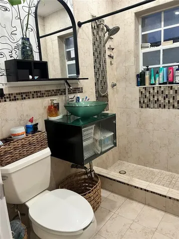 6341 E 6th Avenue Hialeah FL 33013