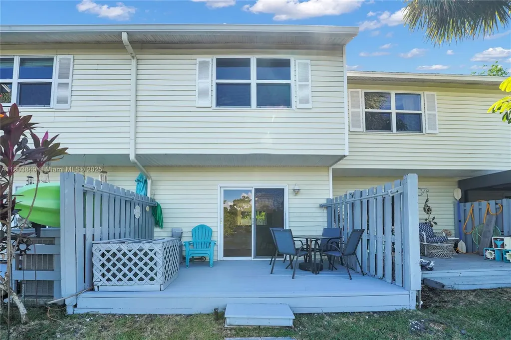 1897 NE 15th Avenue Fort Lauderdale FL 33305