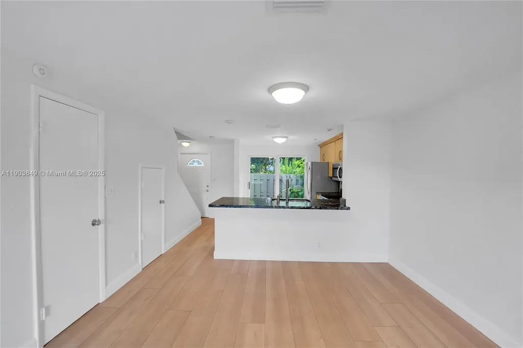 1897 NE 15th Avenue Fort Lauderdale FL 33305