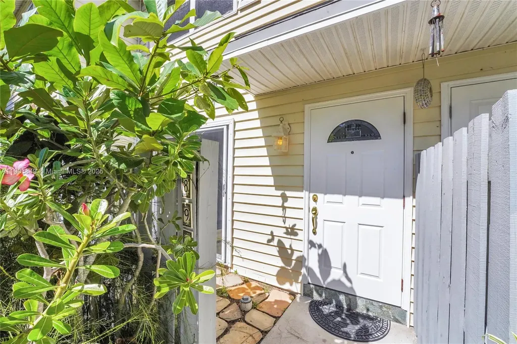 1897 NE 15th Avenue Fort Lauderdale FL 33305