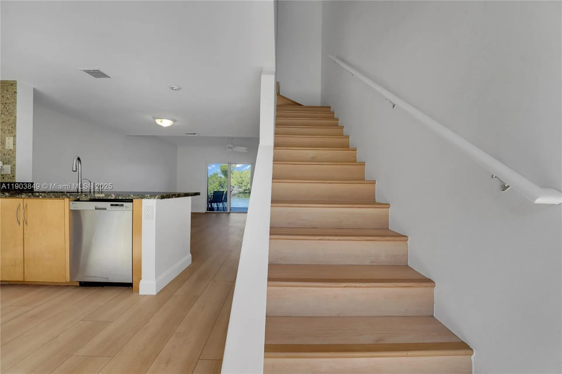 1897 NE 15th Avenue Fort Lauderdale FL 33305