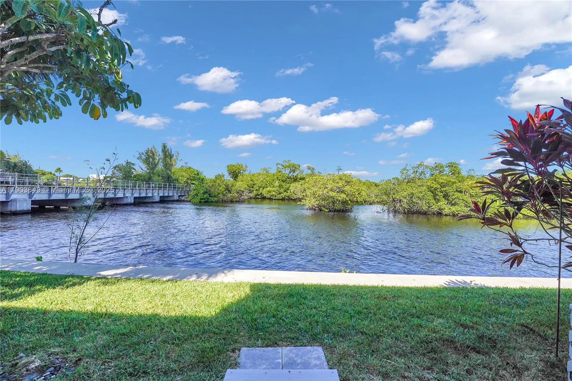 1897 NE 15th Avenue Fort Lauderdale FL 33305