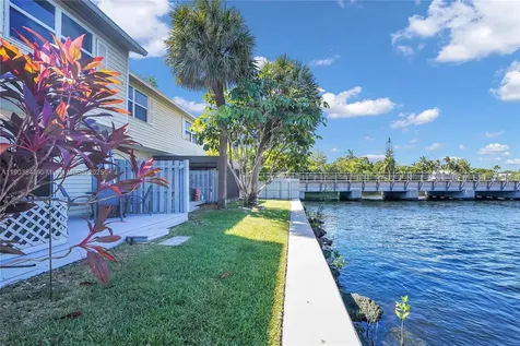 1897 NE 15th Avenue Fort Lauderdale FL 33305