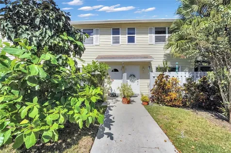 1897 NE 15th Avenue Fort Lauderdale FL 33305
