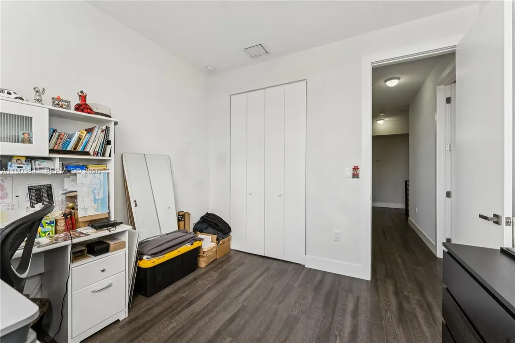 909 NE 16th Terrace Fort Lauderdale FL 33304