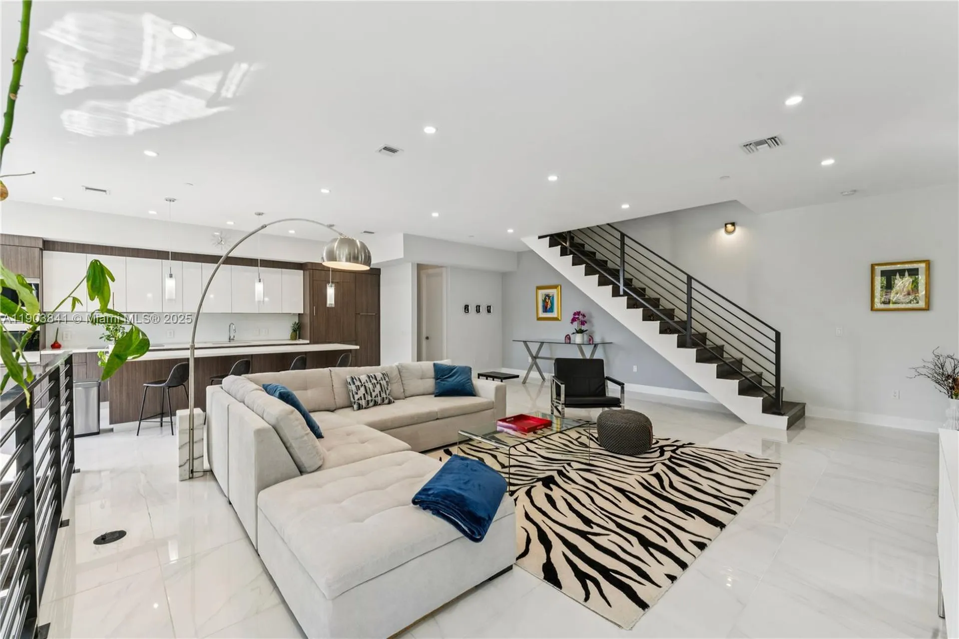 909 NE 16th Terrace Fort Lauderdale FL 33304