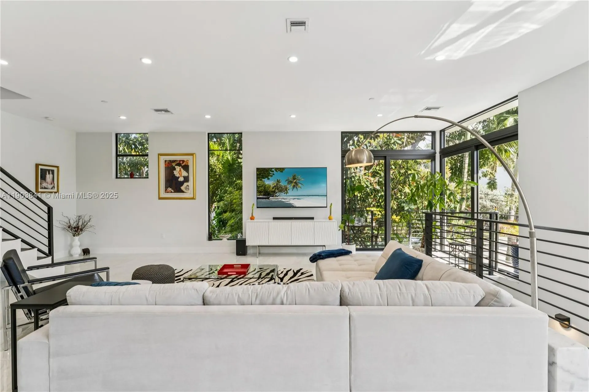 909 NE 16th Terrace Fort Lauderdale FL 33304