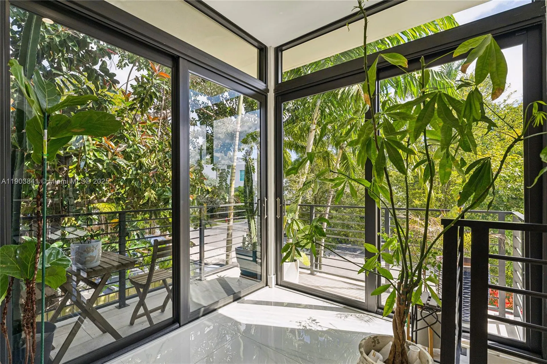 909 NE 16th Terrace Fort Lauderdale FL 33304