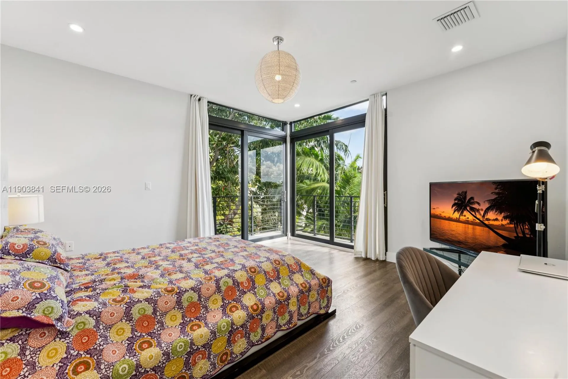 909 NE 16th Terrace Fort Lauderdale FL 33304