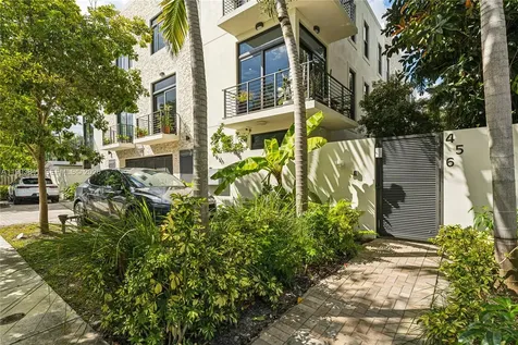 909 NE 16th Terrace Fort Lauderdale FL 33304