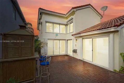 1046 Satinleaf Street Hollywood FL 33019
