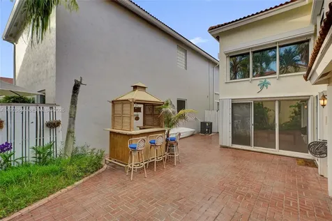 1046 Satinleaf Street Hollywood FL 33019