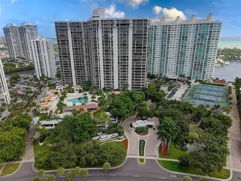 20281 E Country Club Drive Aventura FL 33180