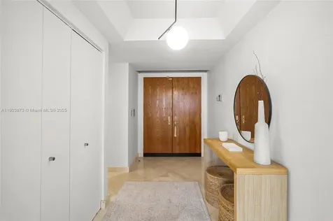 20281 E Country Club Drive Aventura FL 33180