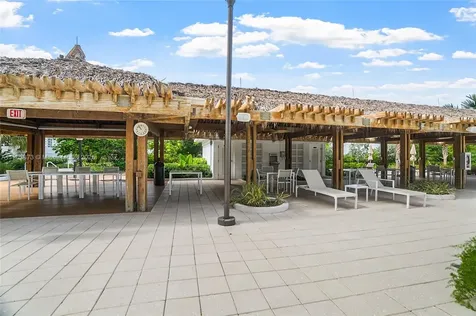 20281 E Country Club Drive Aventura FL 33180