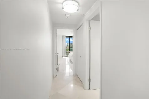 20281 E Country Club Drive Aventura FL 33180