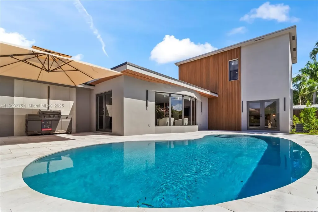 2108 NE 63rd Street Fort Lauderdale FL 33308