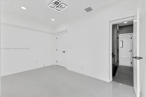 19511 NE 18th Place Miami FL 33179