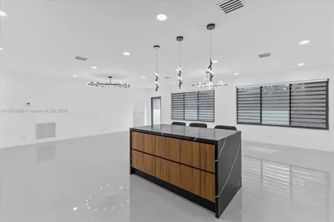 19511 NE 18th Place Miami FL 33179