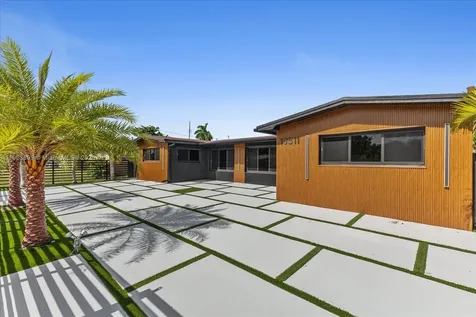 19511 NE 18th Place Miami FL 33179