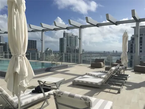 1100 S Miami Avenue Miami FL 33130
