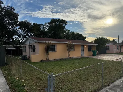 3834 NW 209th Street Miami Gardens FL 33055